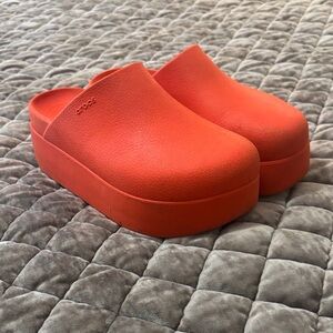 CROCS Dylan Platform
